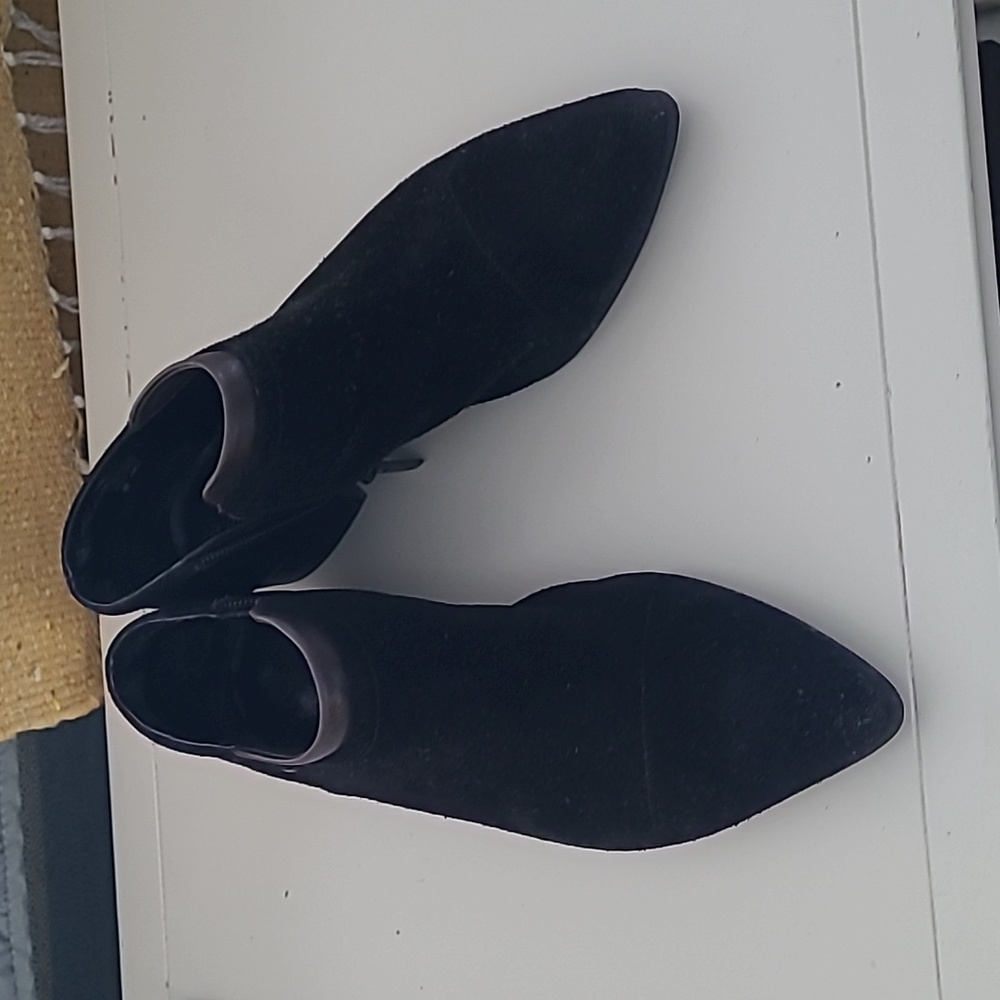 Vince Camuto Suede Jody Booties 7.5
